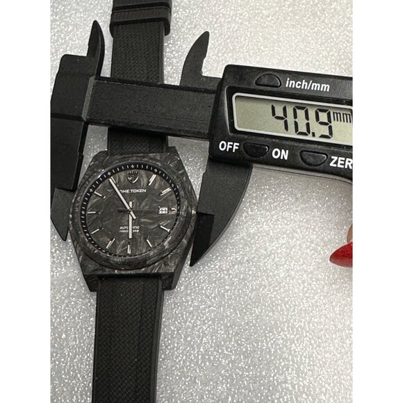 TIME TOKEN Carbon Fiber 40mm Self Winding Watch Luminescent  Time Token Carbon Fiber Automatic Watch With Quirky Precision